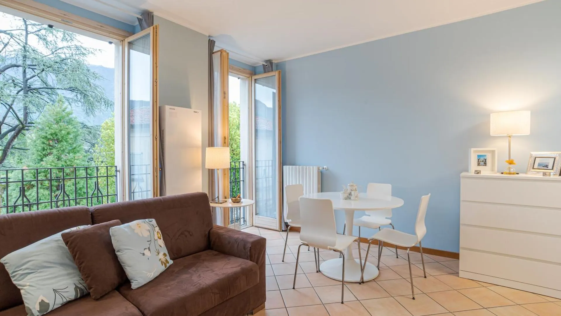 Appartement Ossuccio Apt With Balcony & Private Parking Italië