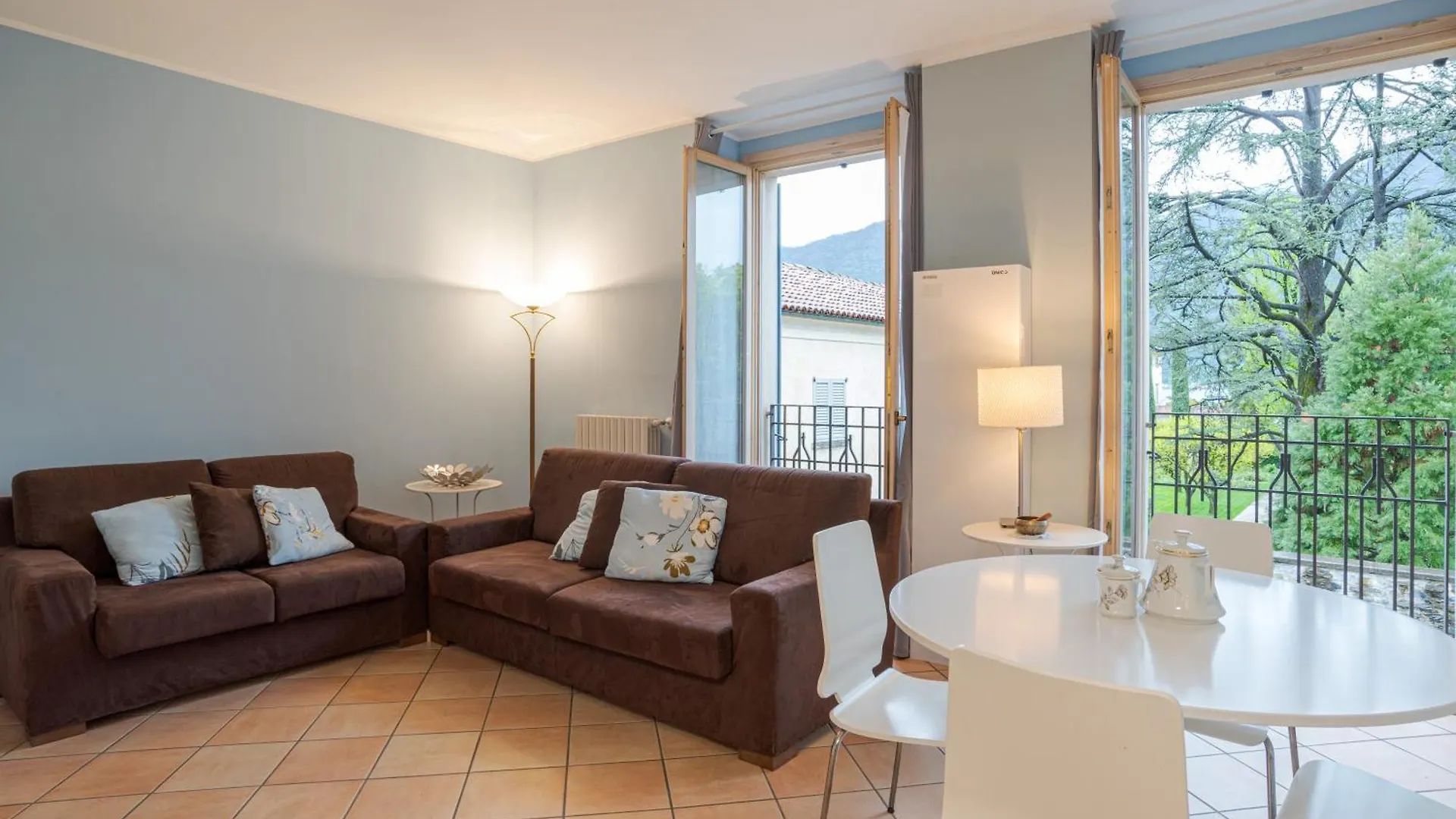 Ossuccio Apt With Balcony & Private Parking 0*,  Italië